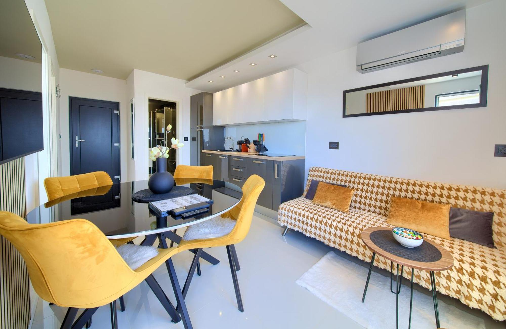 Apartments Sinisa - Крк Экстерьер фото